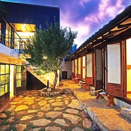 Dowon Guesthouse จอนจู ภายนอก รูปภาพ